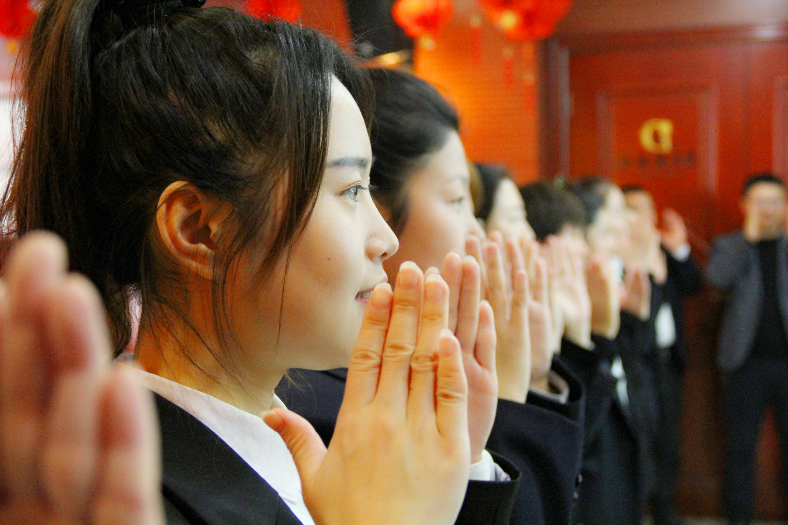 全面提升服務質量，樹立良好企業(yè)文化！